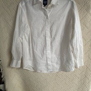 GAP Men's White Casual Button Down Shirt